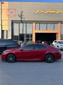 تۆیۆتا کامری